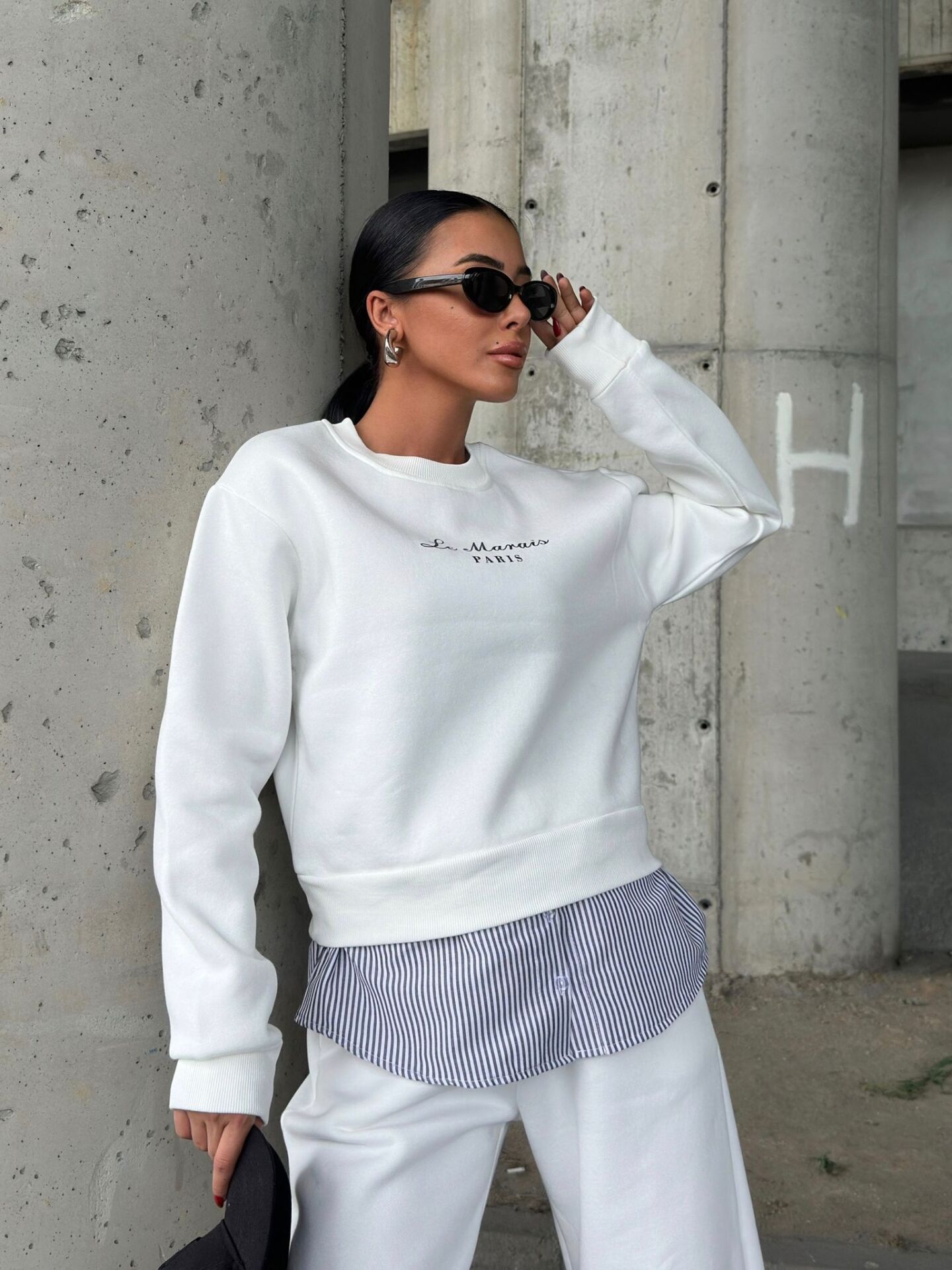 GÖMLEK DETAYLI ÜÇ İPLİK SWEAT